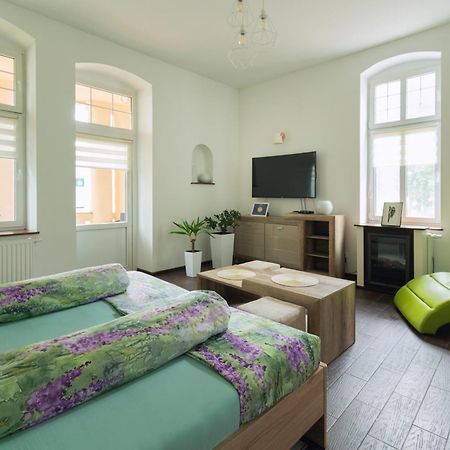 Apartament Ptasie Radio Apartment Szczecinek Ngoại thất bức ảnh